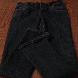 Delia Morgan jeans cute design size 1/2R. Skinny legs